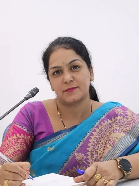 Dr. Kirti Jainani
